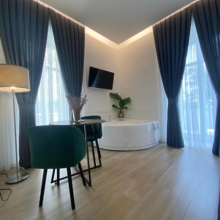 Gualtieri B&B - Luxury Rooms 산 조르지오 아 크레마노 외부 사진
