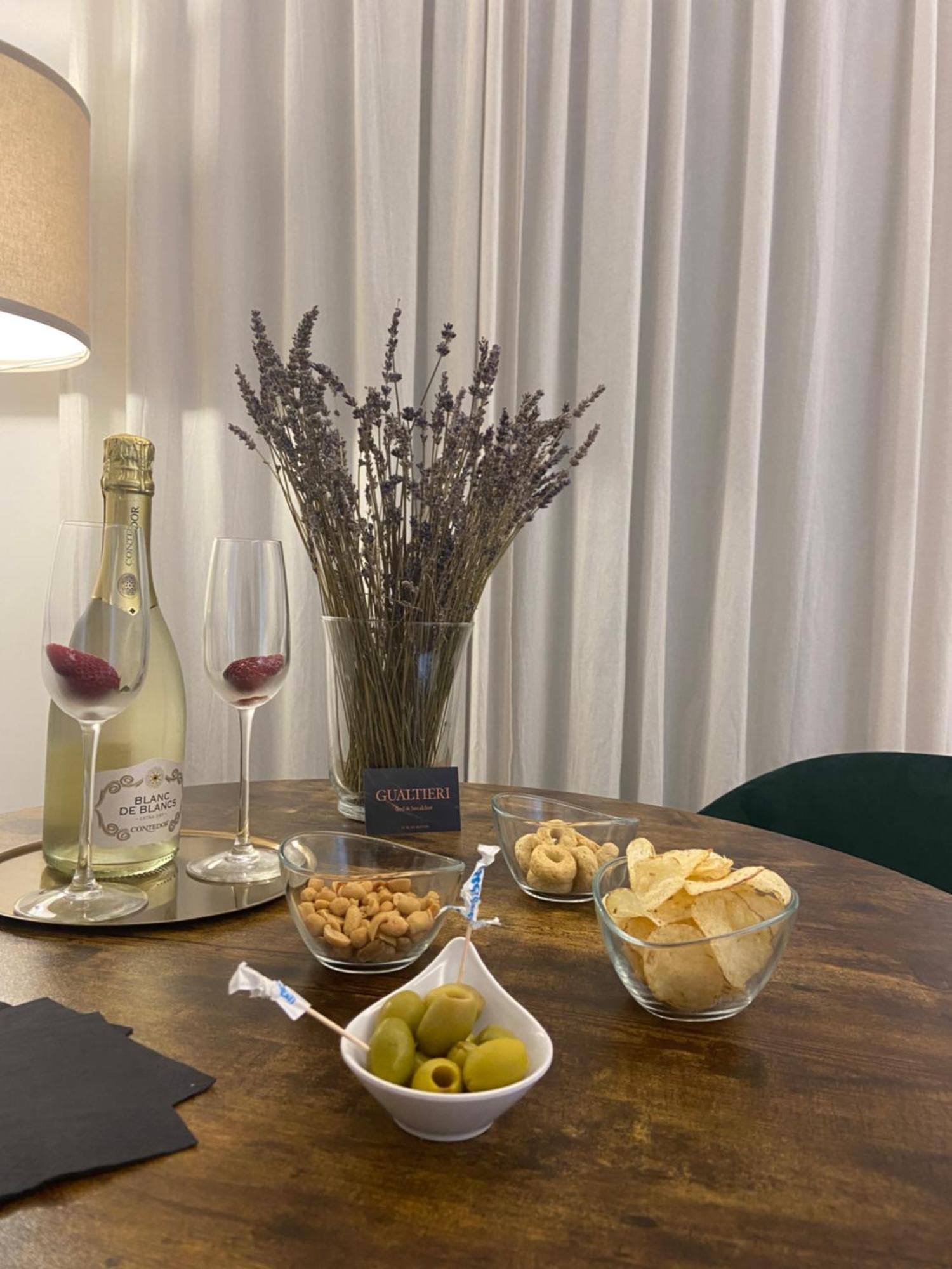 Gualtieri B&B - Luxury Rooms 산 조르지오 아 크레마노 외부 사진